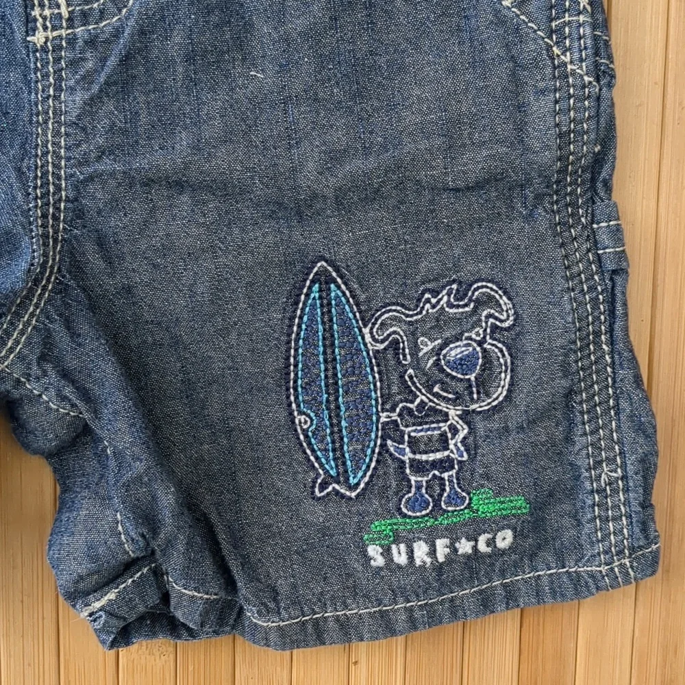 OshKosh B'Gosh Blue Denim Kids Lightweight Surf Shorts Overalls, Size 18 Months